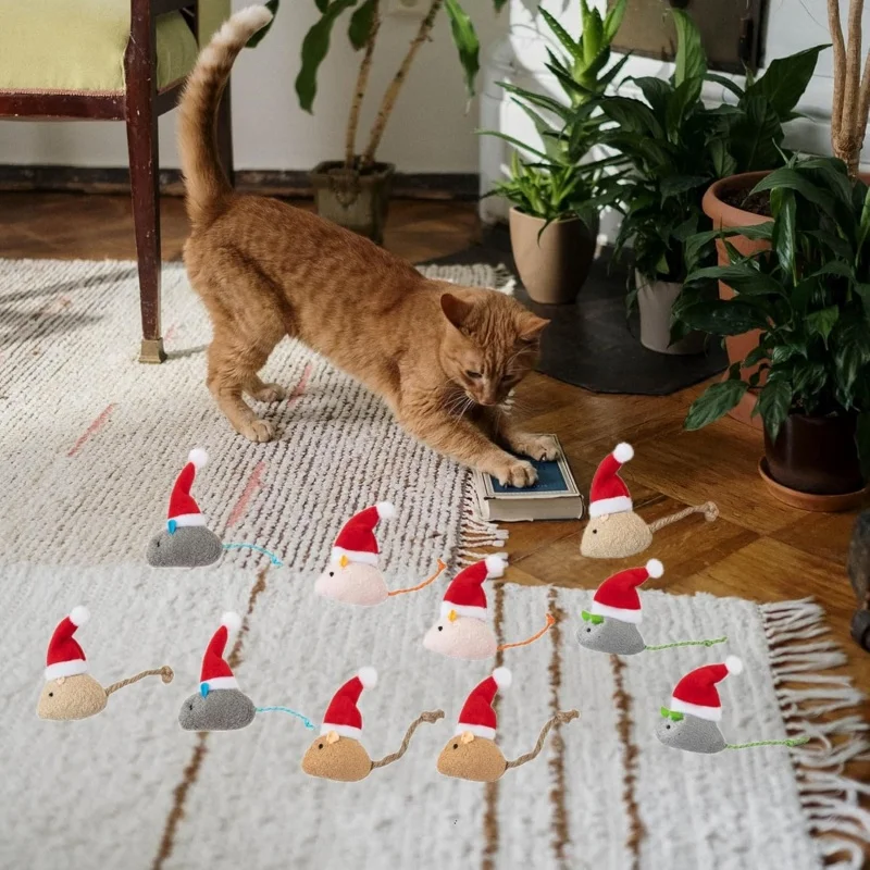 クリスマス柄の帽子をかぶった、猫とネズミの形をした、猫が喜ぶ - Catnip Interactive Plush Mouse のレビューと価格